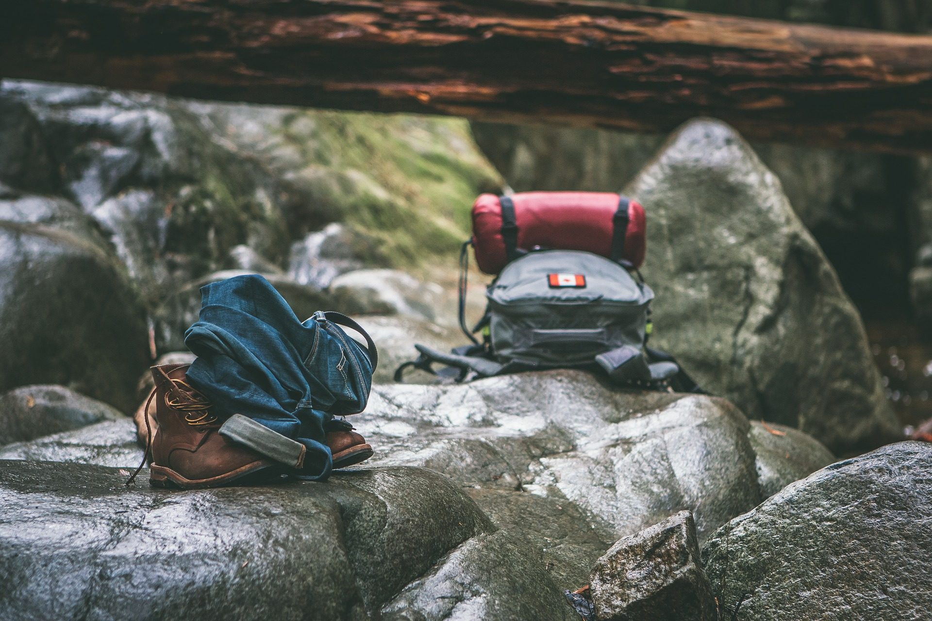 backpack 1868720 1920 Top Tips for Going on a Hiking Trip