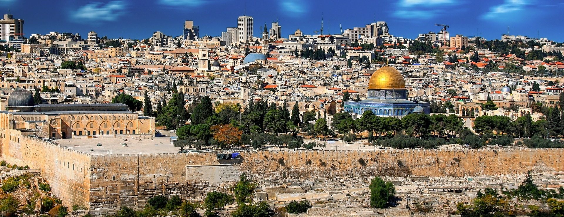 Are You Visiting Israel? Here are the Top Sights and Attractions You Shouldn’t Miss