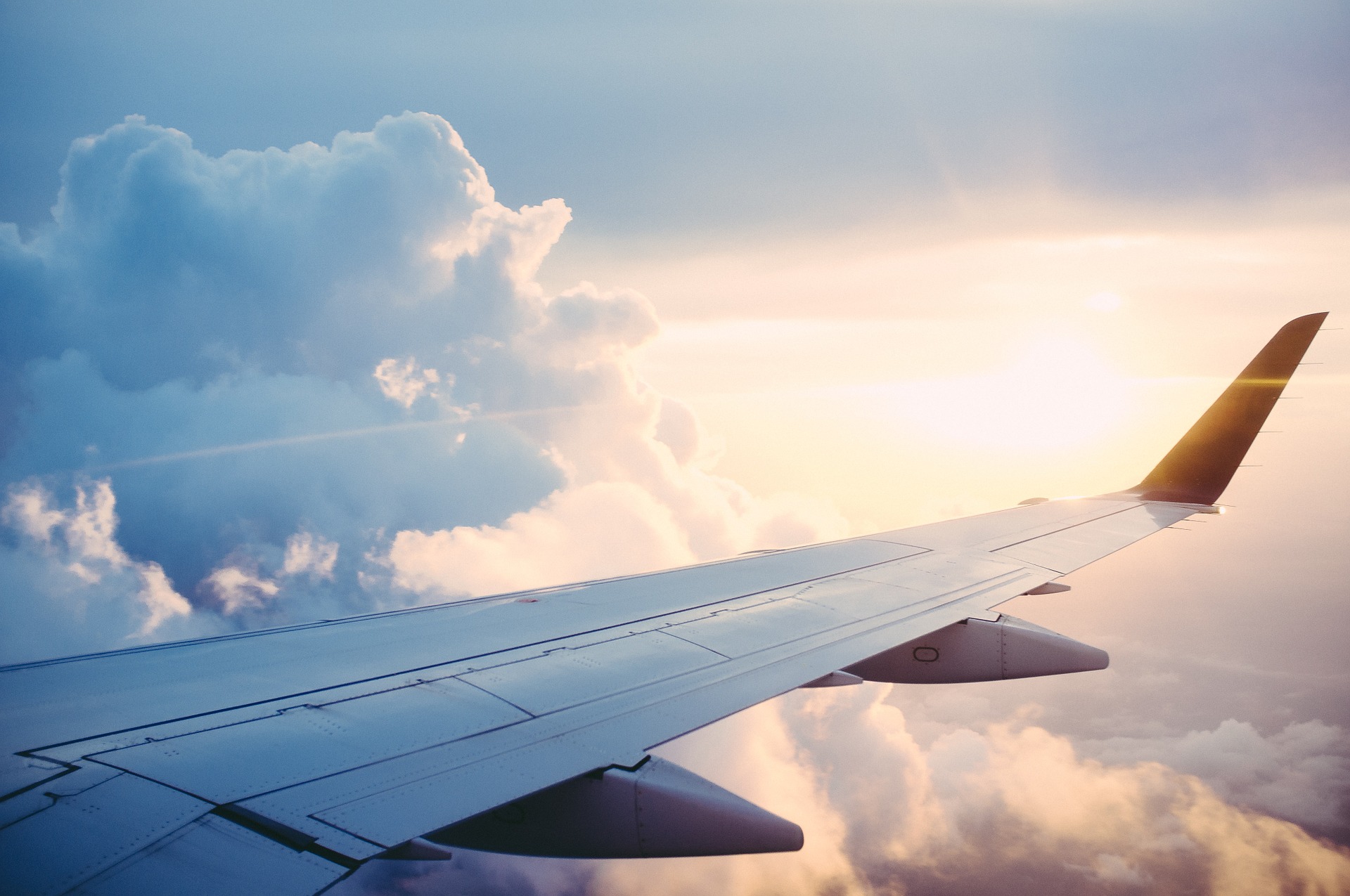 You are currently viewing Tips for Surviving Long Flights