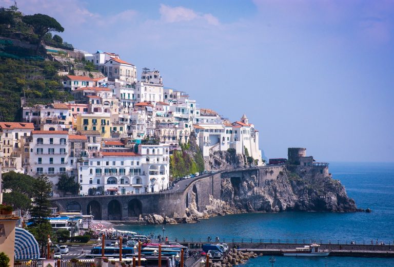 Read more about the article Amalfi Coast Travel Guide