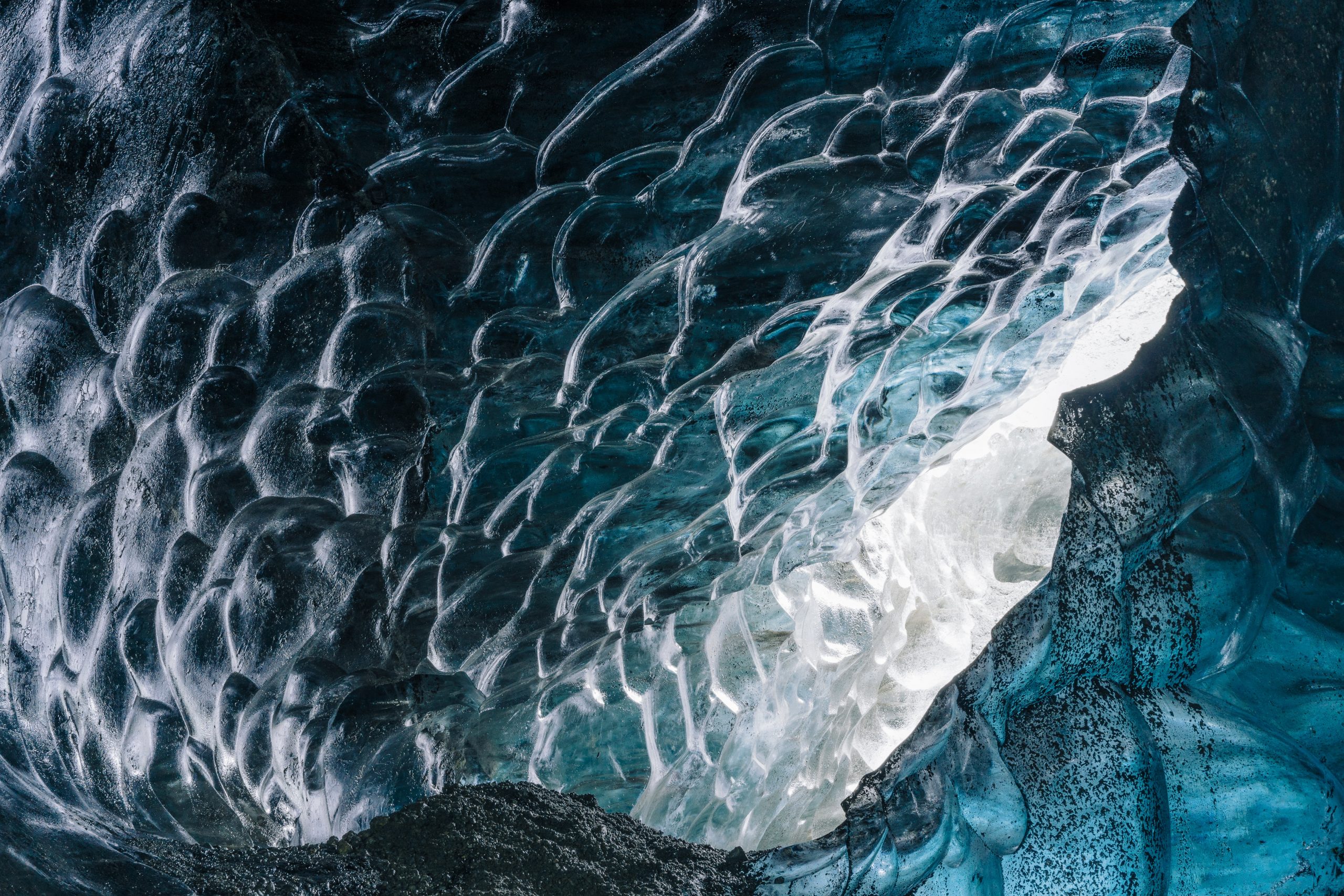 You are currently viewing 8 Adrenaline-Pumping Activities to Do in Iceland