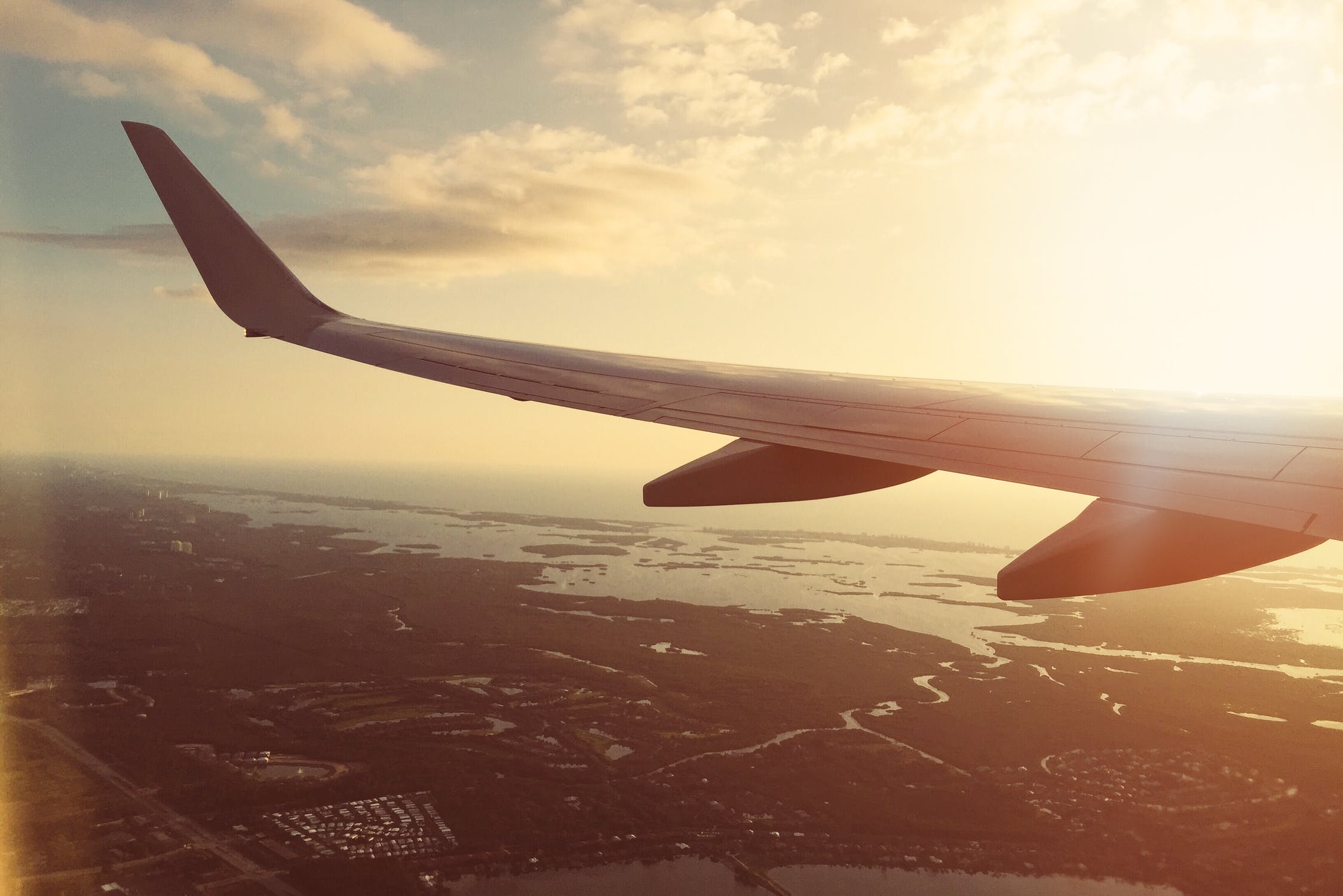 You are currently viewing What Is Jet Lag and Can You Avoid It?