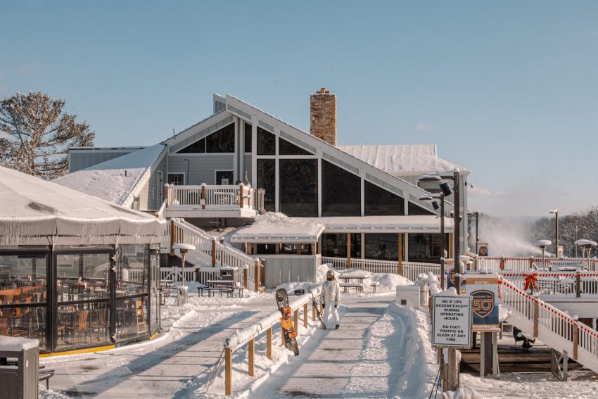 Massanutten resort ski lodge
