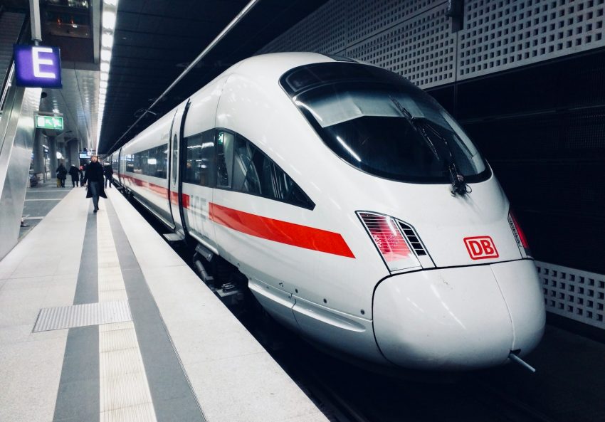 white and red DB train