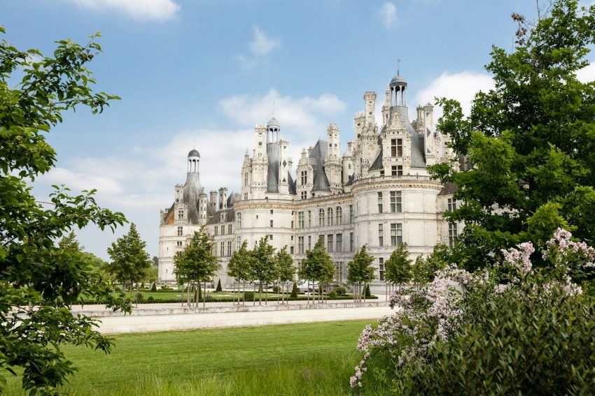 white building near trees, Loire Valley